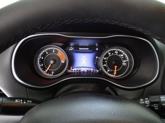 Used 2023 Jeep Cherokee Trailhawk w/ Premium Leather Package AWD/4WD image 18