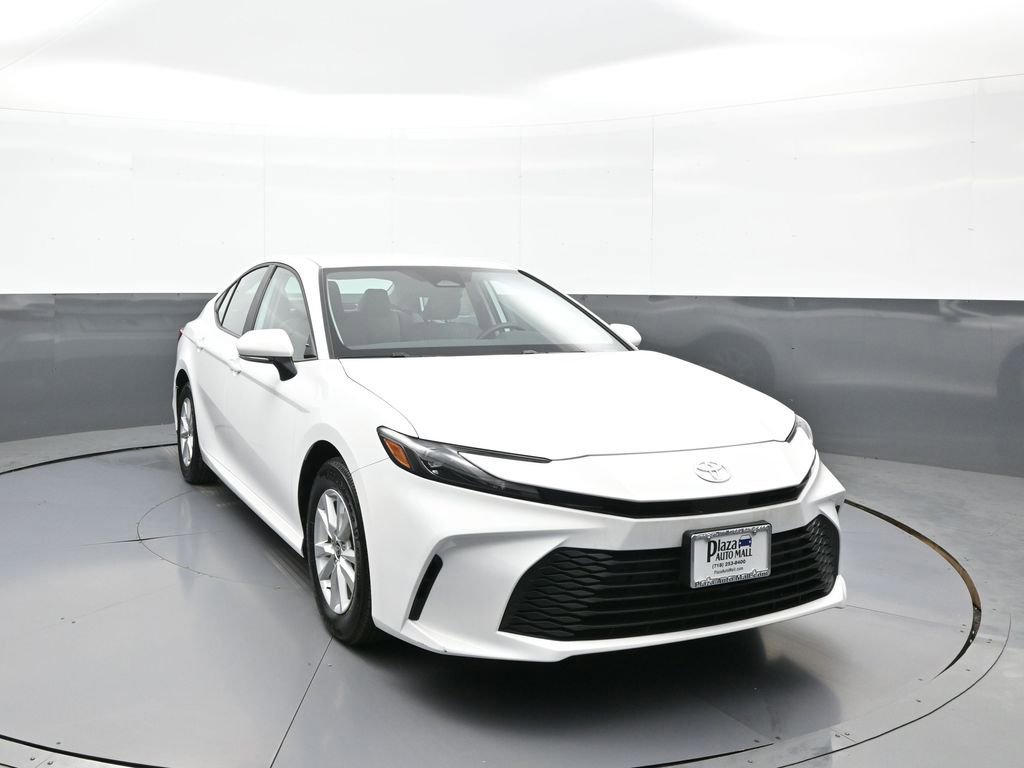 Certified 2025 Toyota Camry LE image 3
