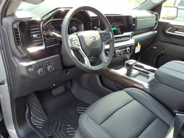 New 2026 Chevrolet Silverado 1500 LT Trail Boss AWD/4WD image 4