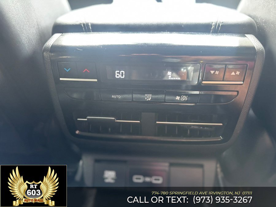Used 2022 Acura MDX SH-AWD w/ Technology Package image 16