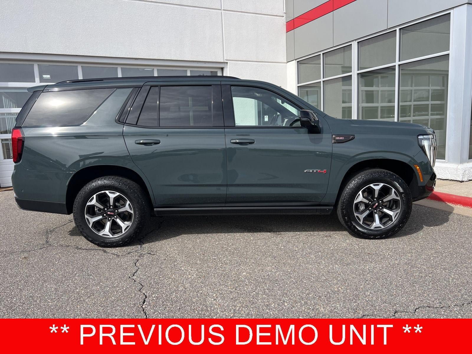 Used 2026 GMC Yukon AT4 Ultimate w/ LPO, Floor Liner Package