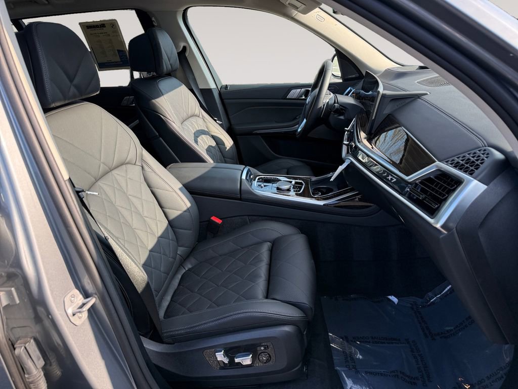 Certified 2026 BMW X7 xDrive40i AWD/4WD image 15
