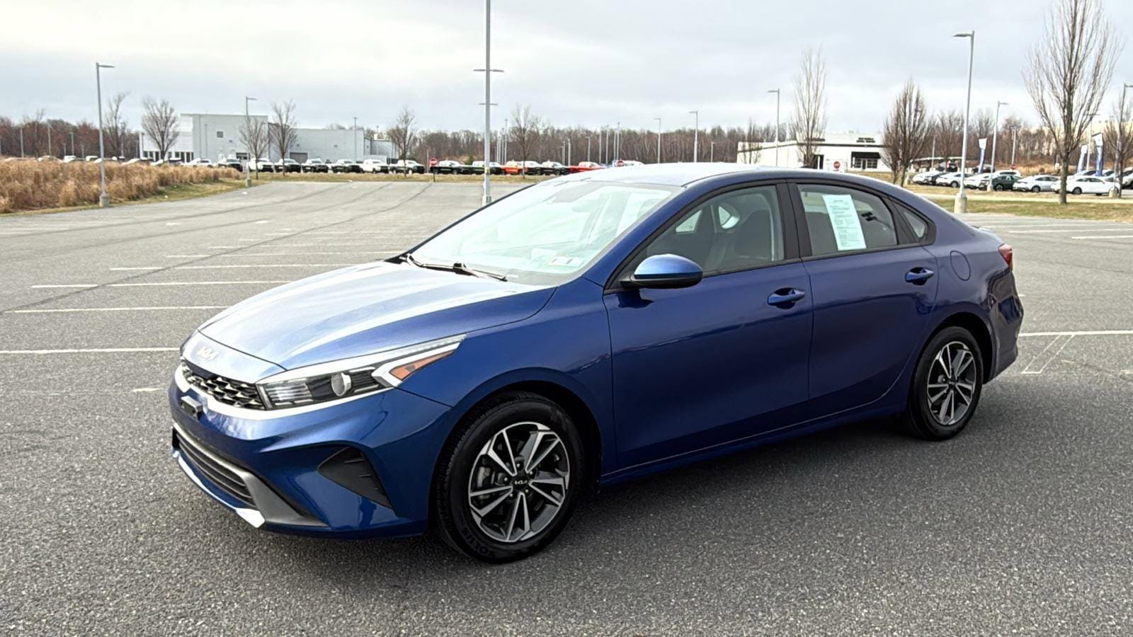 Used 2023 Kia Forte LXS image 13