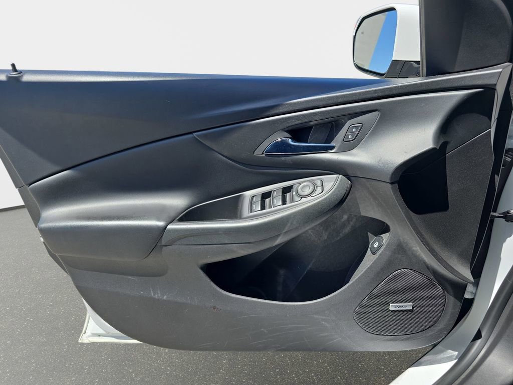 Used 2018 Chevrolet Volt Premier w/ Driver Confidence Package FWD image 29