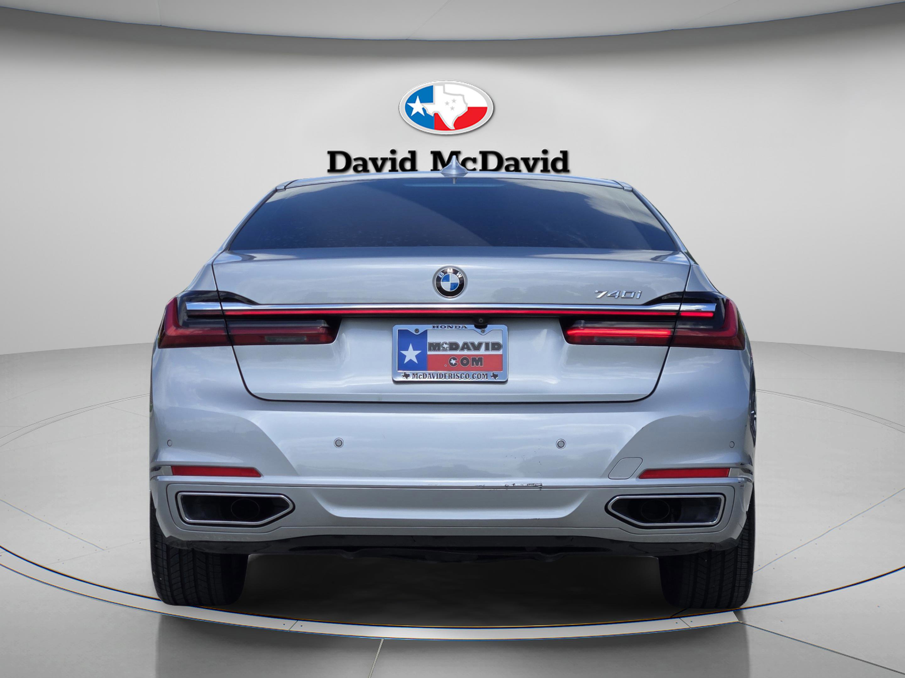 Used 2020 BMW 740i w/ Premium Package RWD image 5