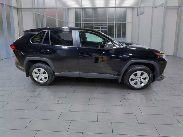 Certified 2022 Toyota RAV4 LE image 9