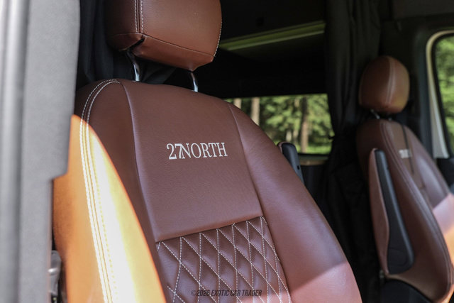 Used 2024 Mercedes-Benz Sprinter 2500 image 35