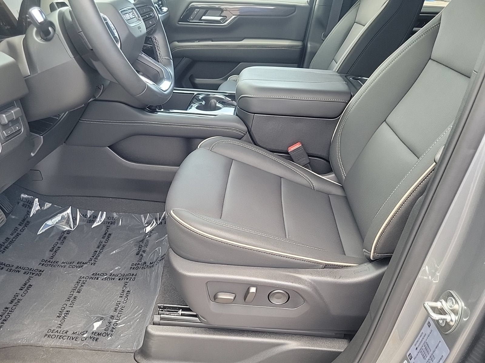 New 2026 GMC Yukon XL Elevation w/ Elevation Premium Package RWD image 10