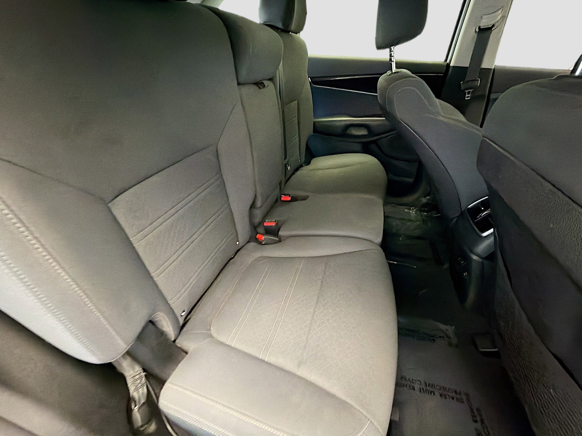 Used 2019 Kia Sorento LX w/ LX Convenience Package image 14