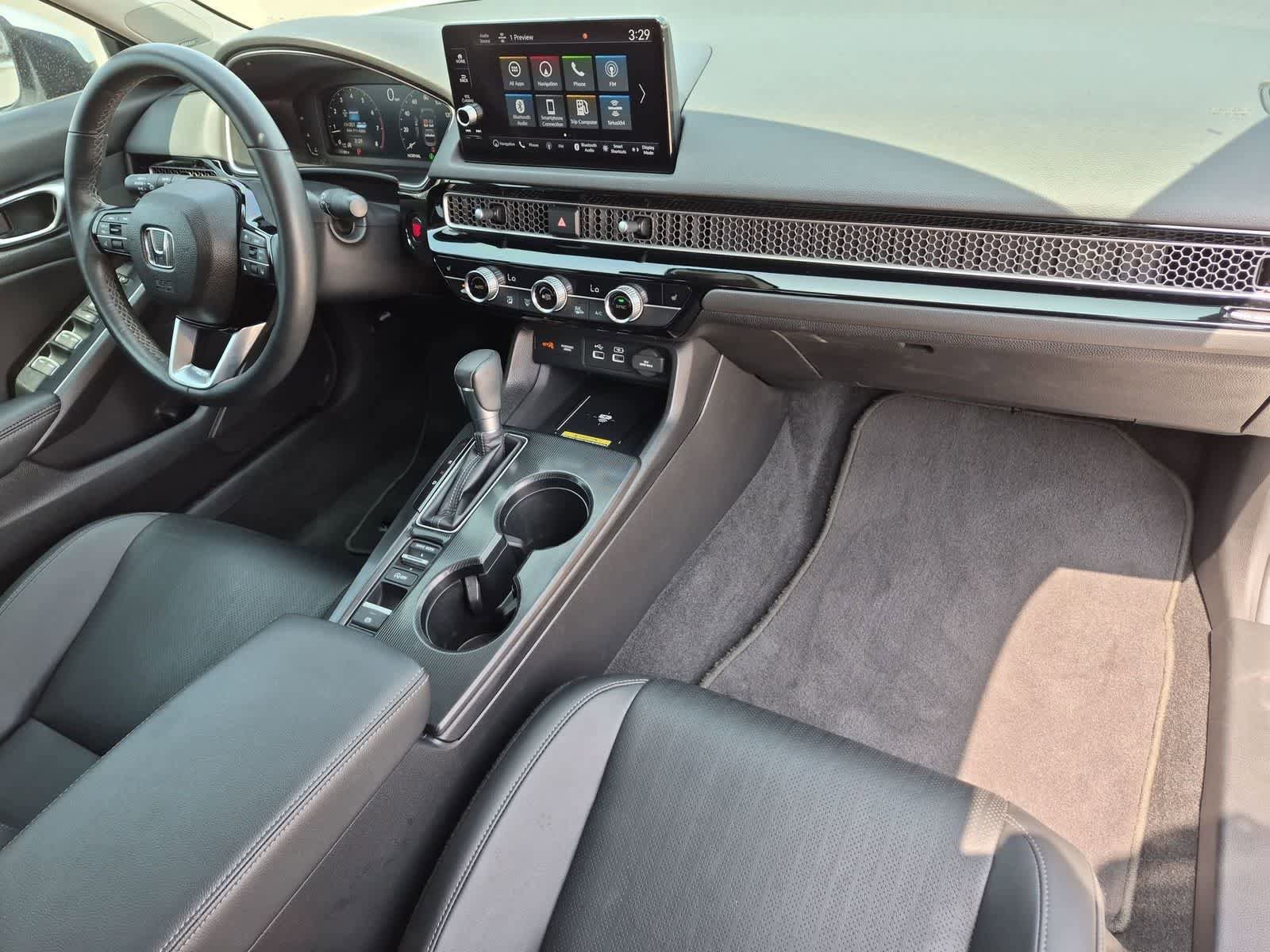 Used 2024 Honda Civic Touring image 29