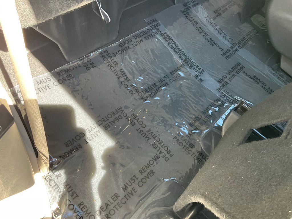 Used 2022 Chrysler Pacifica Touring-L w/ Uconnect Theater Family Group image 61