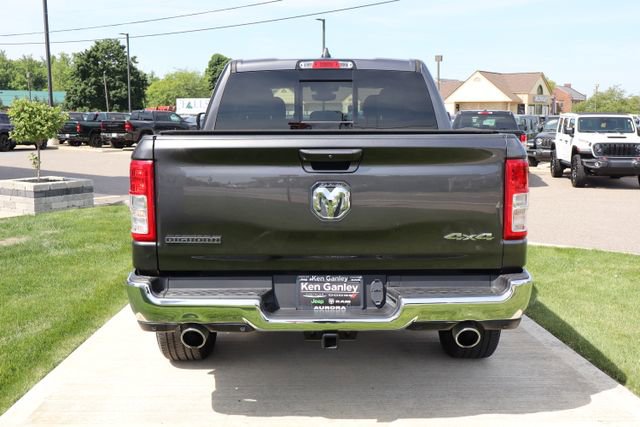 Used 2022 RAM 1500 Big Horn AWD/4WD image 32
