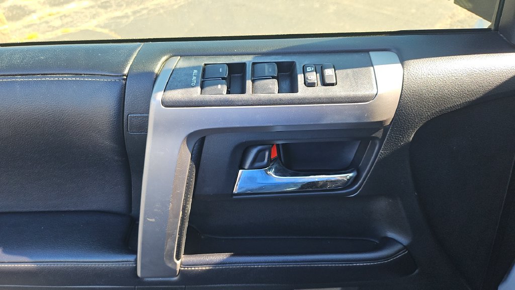 Used 2019 Toyota 4Runner SR5 RWD image 12