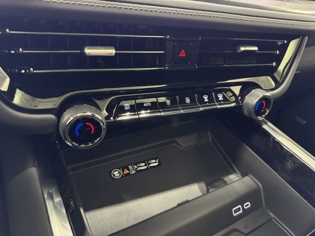 New 2026 Chevrolet Suburban Premier image 23