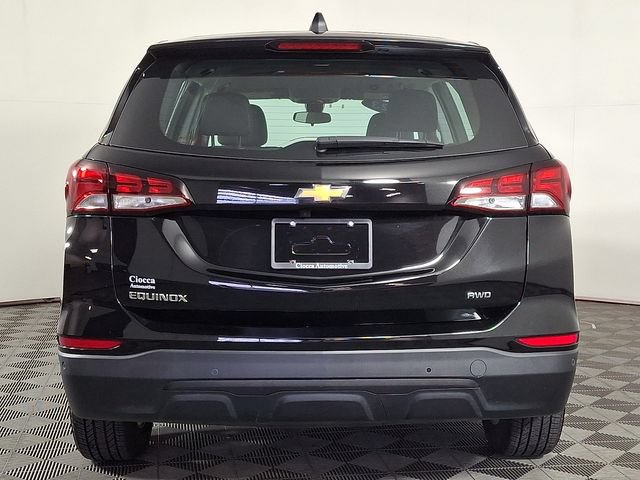 Used 2023 Chevrolet Equinox LS w/ Driver Confidence II Package AWD/4WD image 8