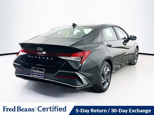 Certified 2025 Hyundai Elantra Sport FWD image 8