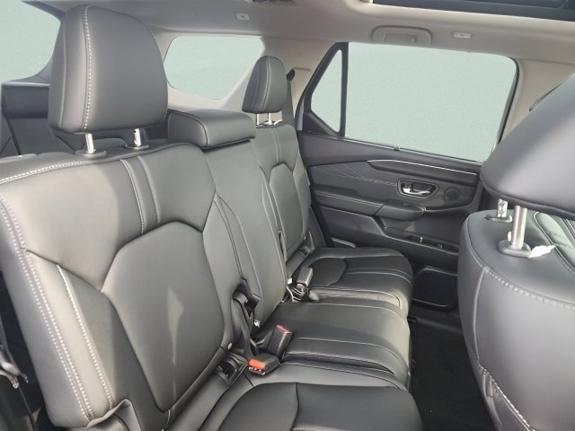 New 2026 Honda Pilot Touring image 18