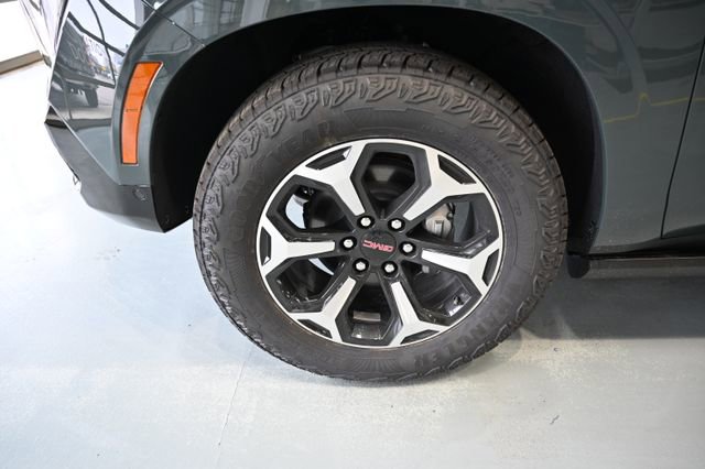 New 2026 GMC Yukon XL AT4 w/ AT4 Premium Plus Package image 37