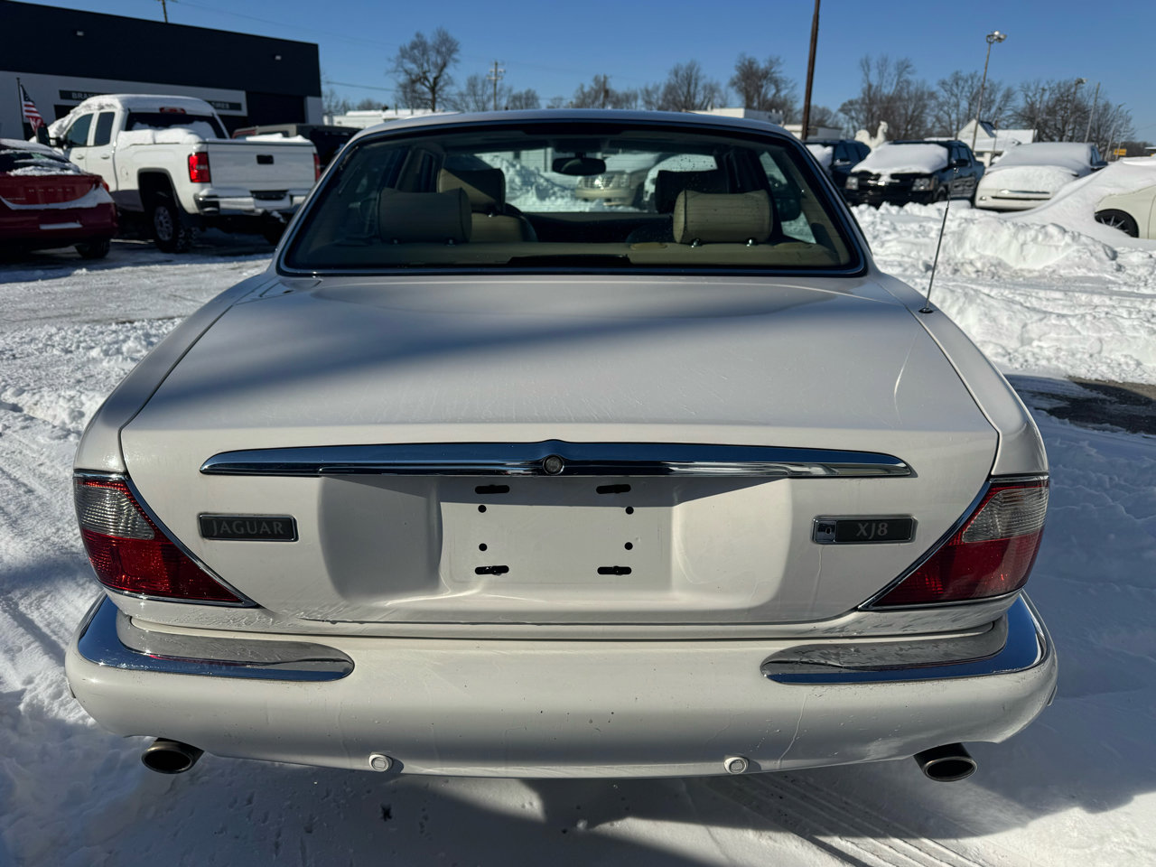 Used 2003 Jaguar XJ8 image 5