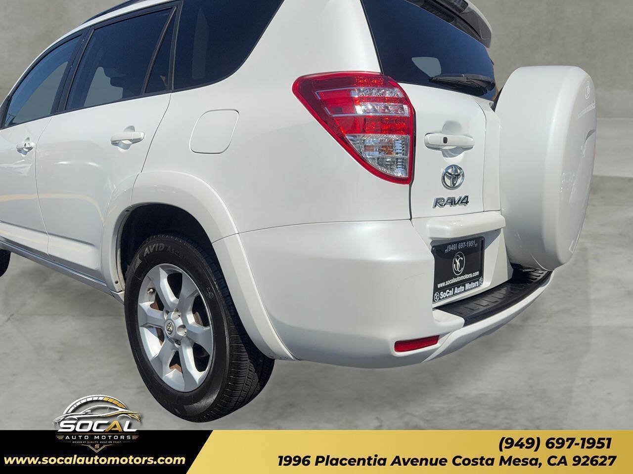 Used 2011 Toyota RAV4 Limited w/ Limited Extra Value Pkg FWD image 35