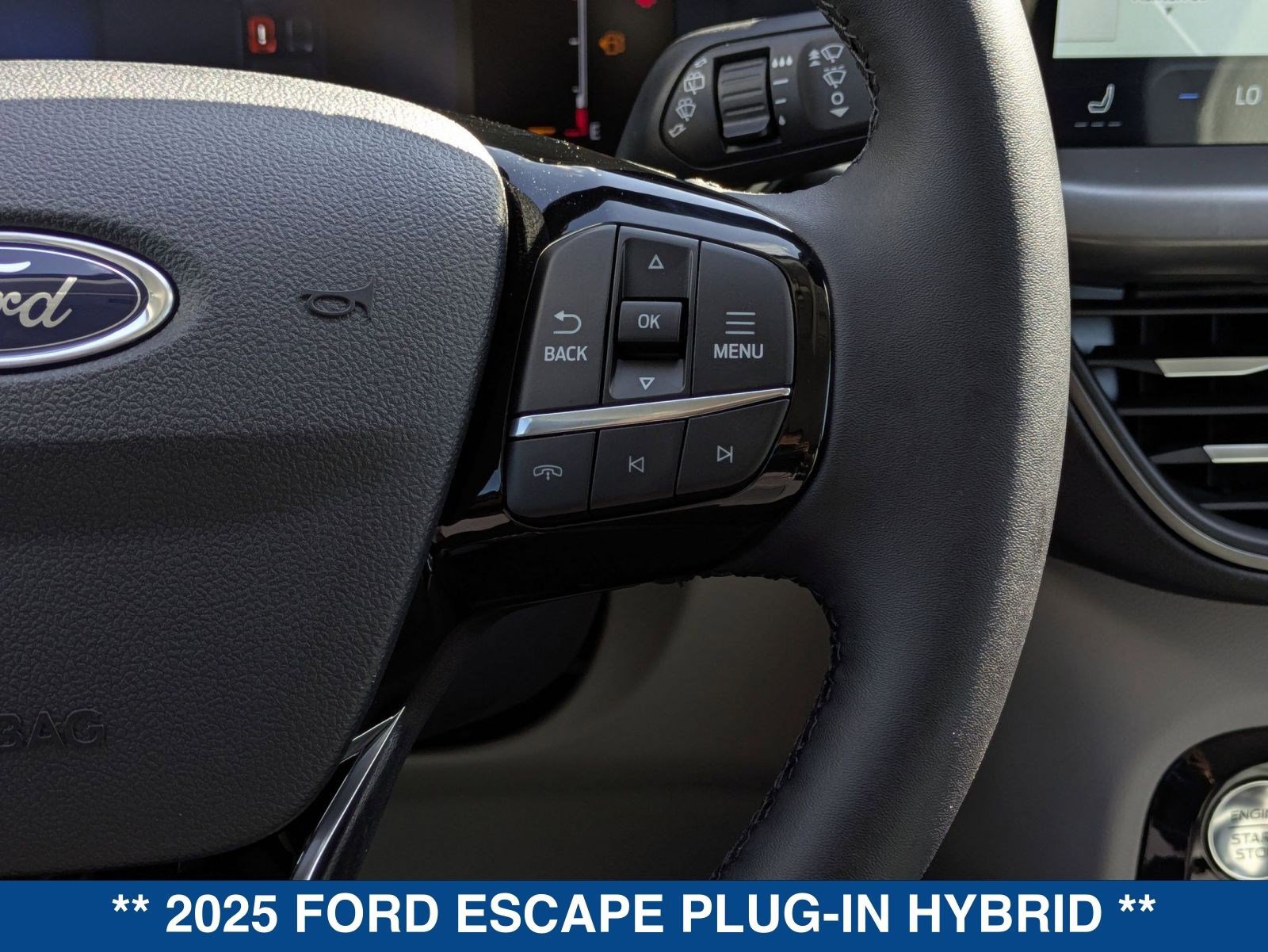 New 2025 Ford Escape SE image 27
