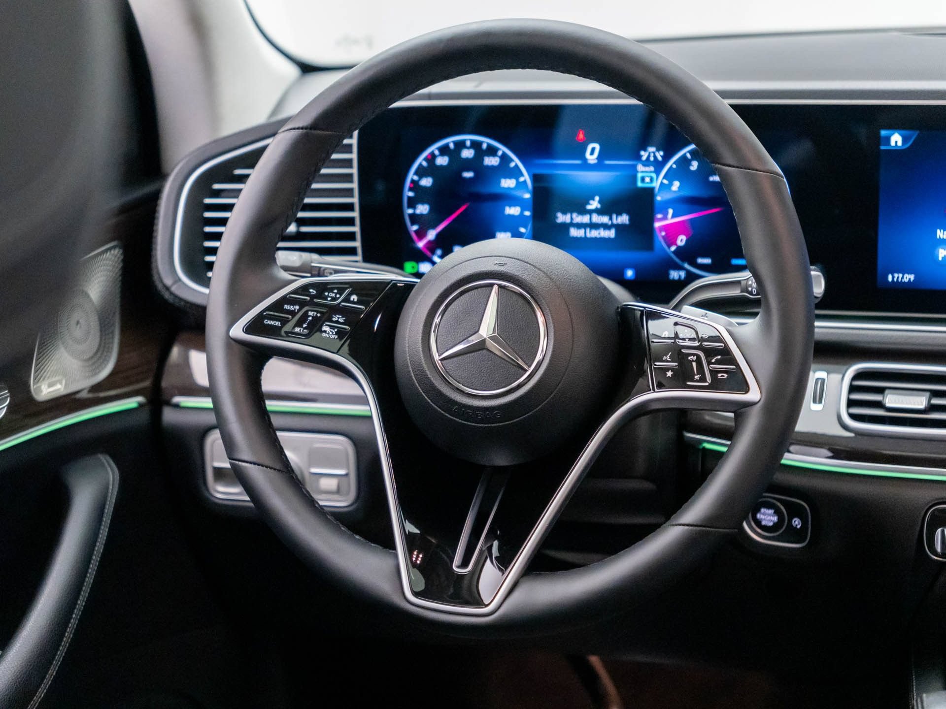 Used 2024 Mercedes-Benz GLS 450 4MATIC image 10