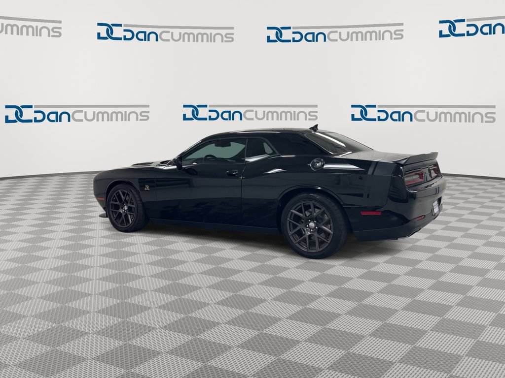 Used 2016 Dodge Challenger R/T Scat Pack RWD image 6