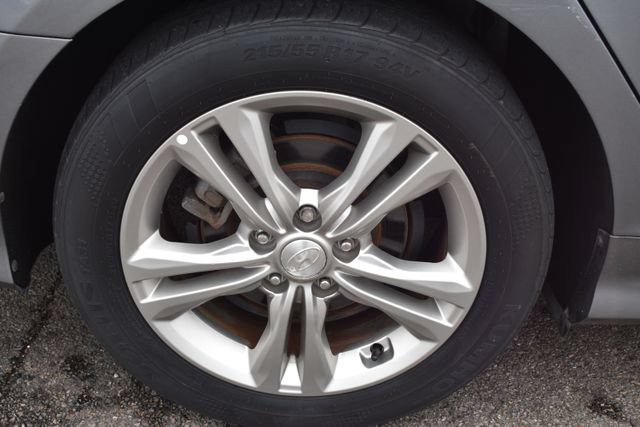Used 2019 Hyundai Sonata SEL w/ Tech Package 02 FWD image 42
