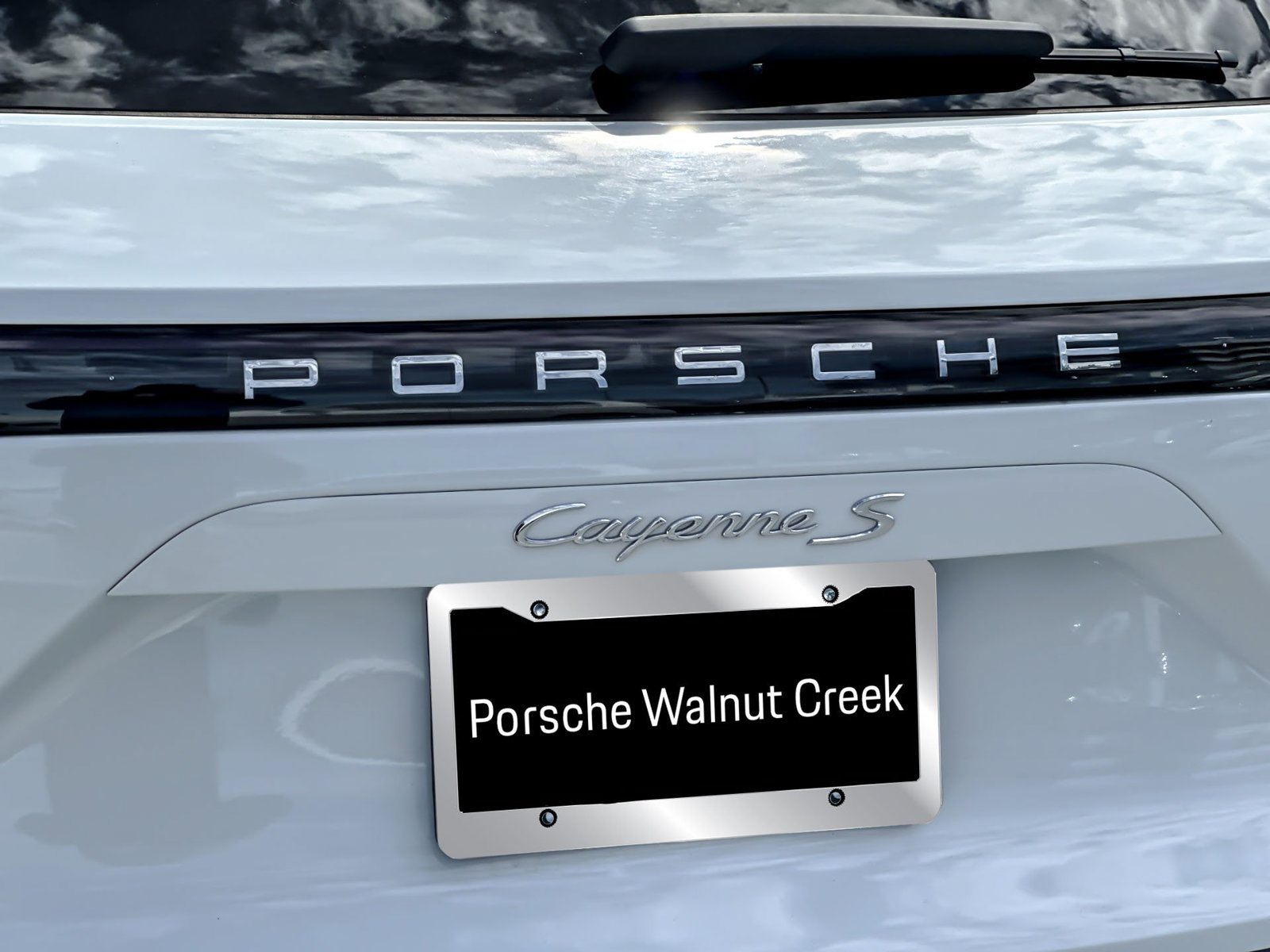 Certified 2022 Porsche Cayenne S AWD/4WD image 23