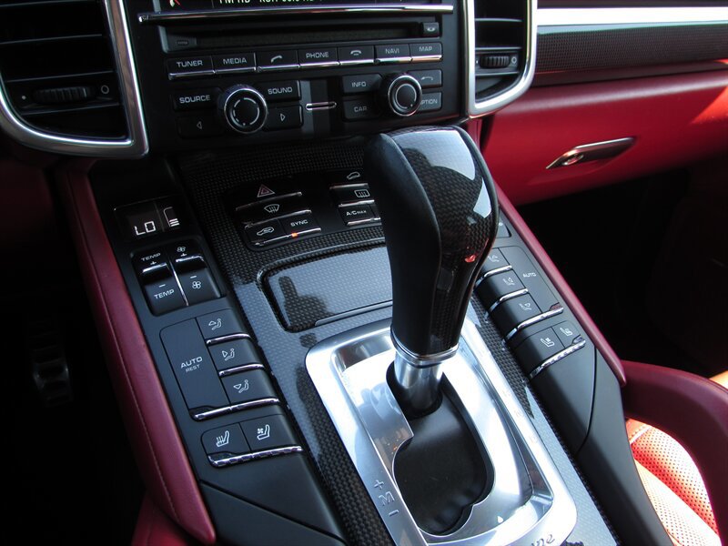 Used 2016 Porsche Cayenne GTS AWD/4WD image 19