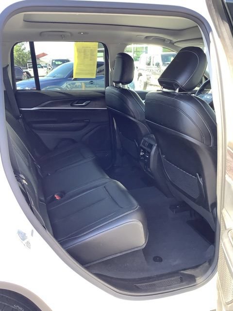 Certified 2023 Jeep Grand Cherokee Limited AWD/4WD image 24