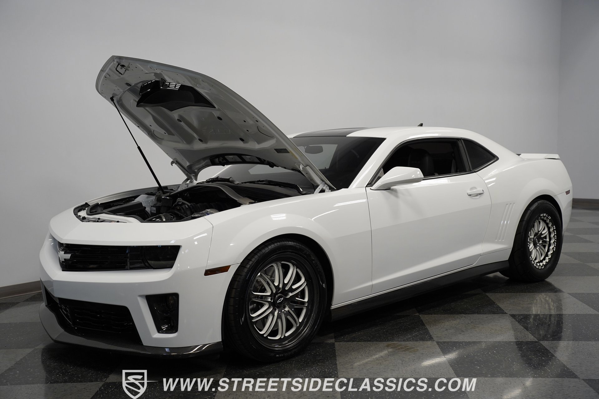 Used 2013 Chevrolet Camaro ZL1 image 29
