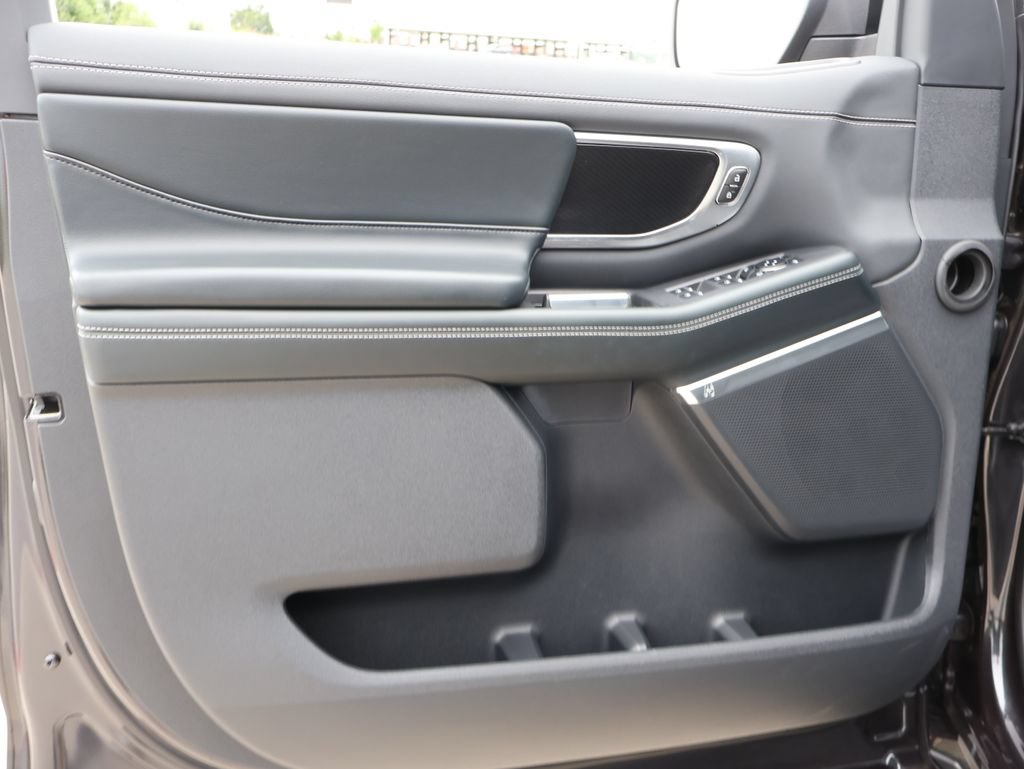 New 2026 Ford Expedition Max Platinum w/ Stealth Appearance Package AWD/4WD image 23