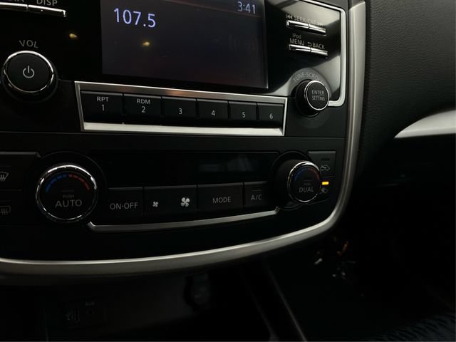 Used 2017 Nissan Altima 2.5 SV FWD image 31