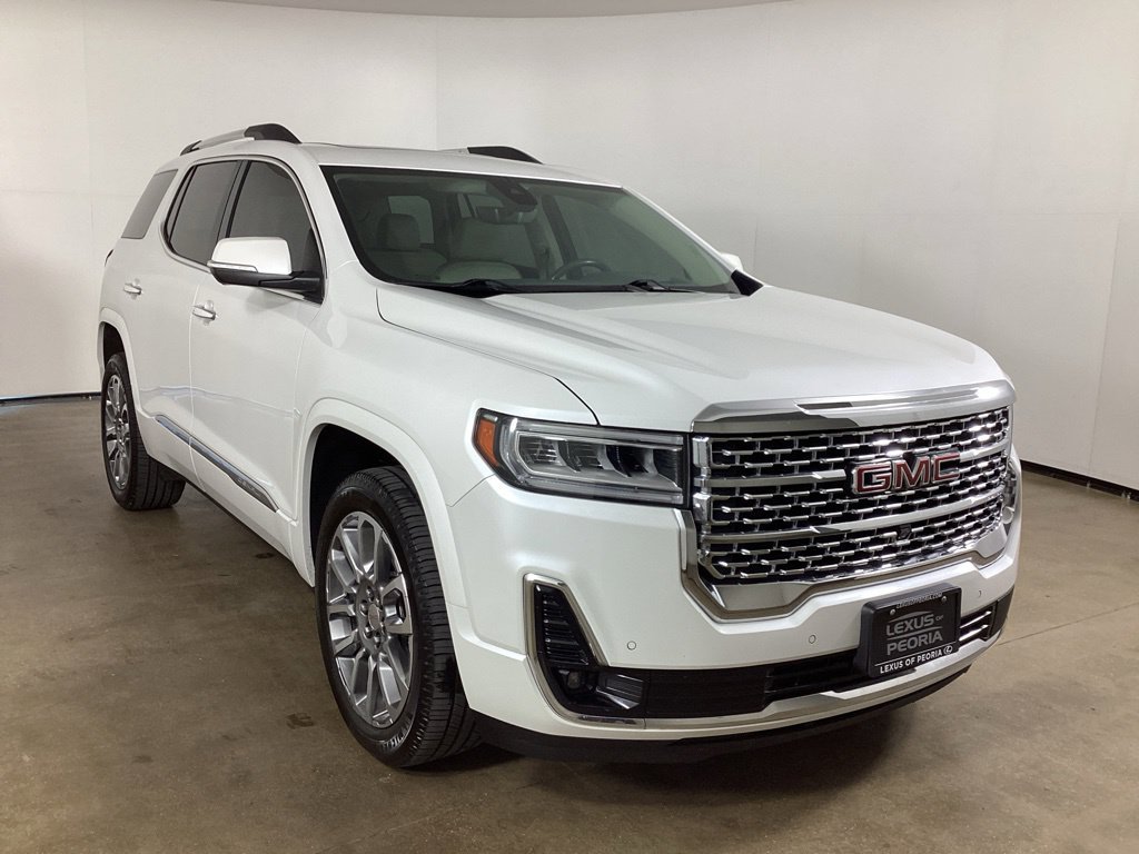 Used 2021 GMC Acadia Denali w/ Denali Technology Package FWD image 3