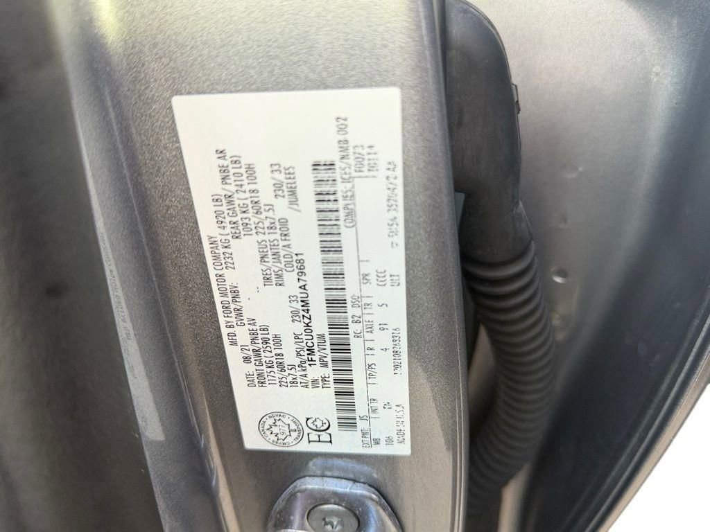 Used 2021 Ford Escape SEL w/ Class II Trailer Tow Package image 26