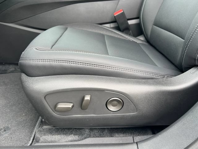 New 2026 Chevrolet Blazer EV LT AWD/4WD image 9