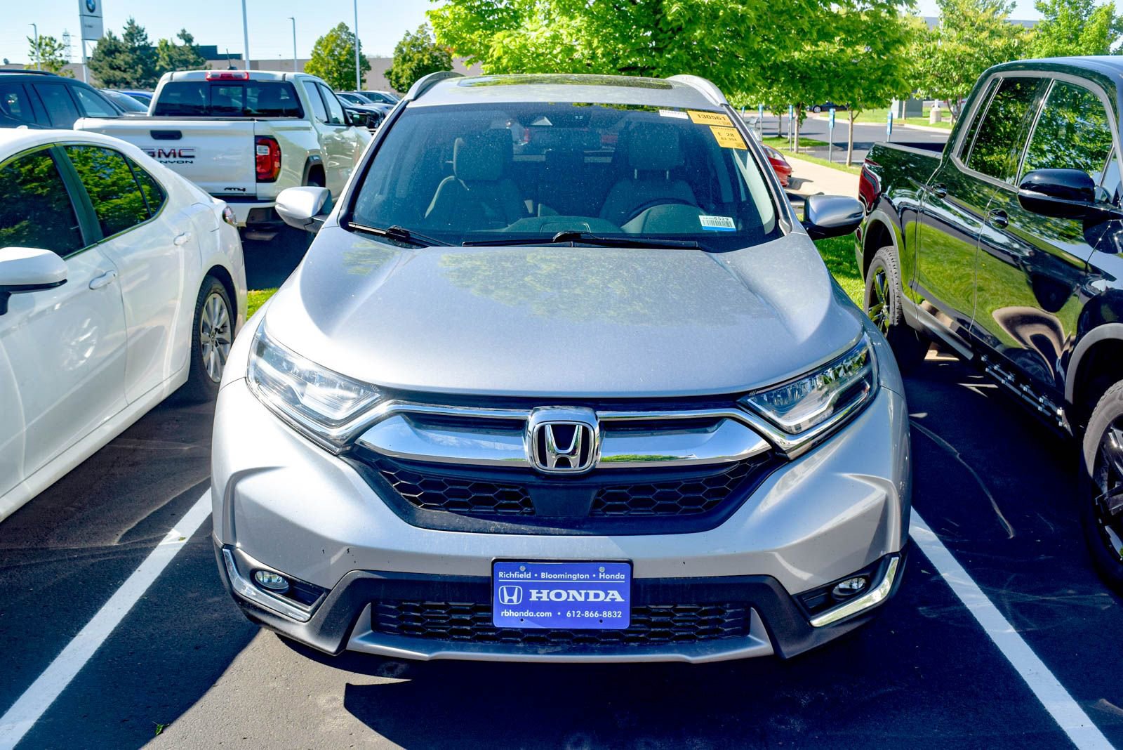 Used 2019 Honda CR-V Touring image 3