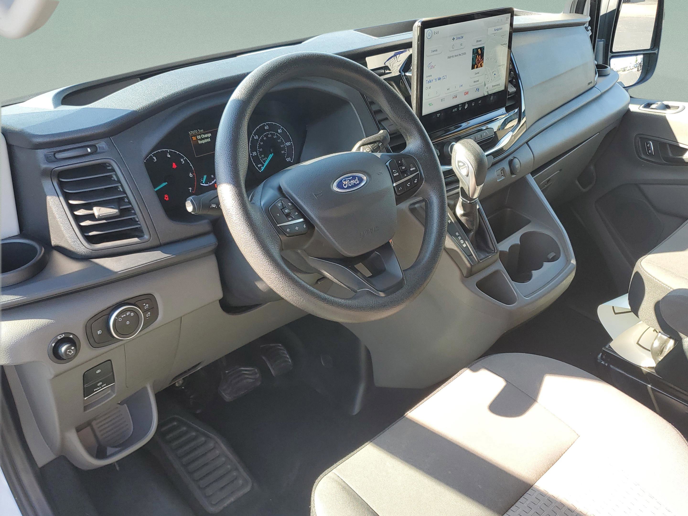 Used 2023 Ford Transit 350 XLT RWD image 15