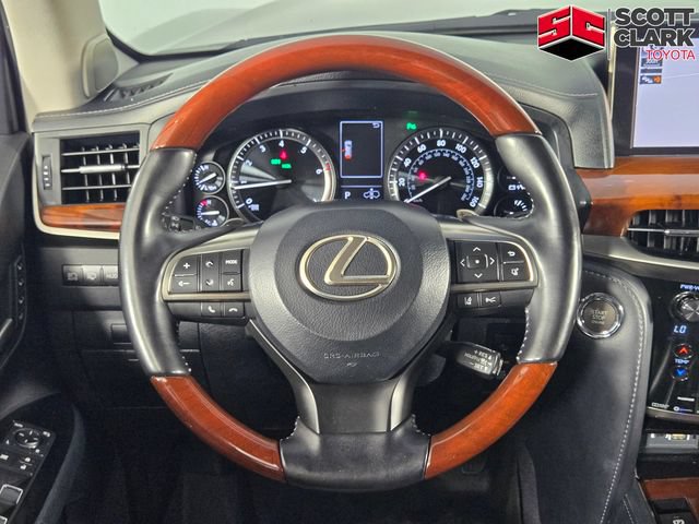 Used 2016 Lexus LX 570 4WD w/ Luxury Package image 24