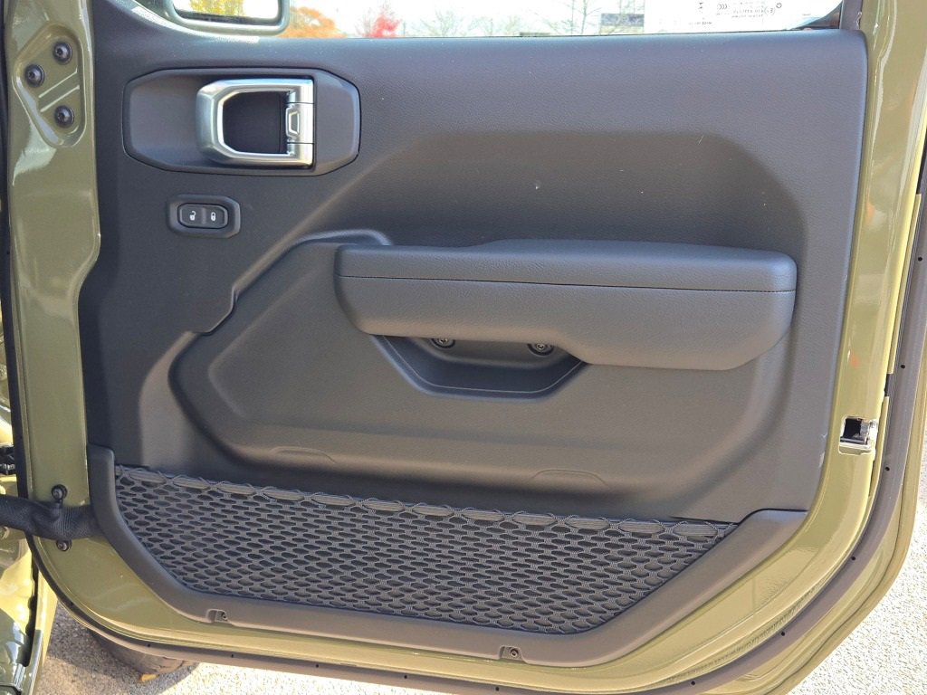 New 2026 Jeep Gladiator Sport image 9