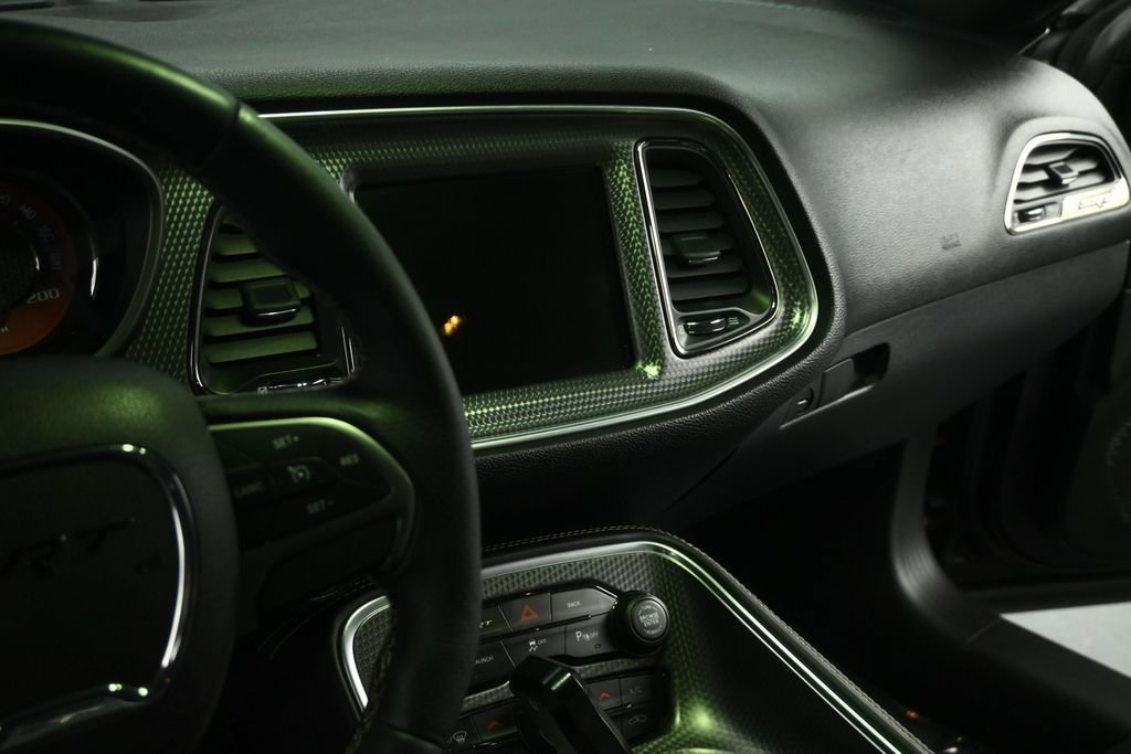 Used 2015 Dodge Challenger SRT Hellcat RWD image 41