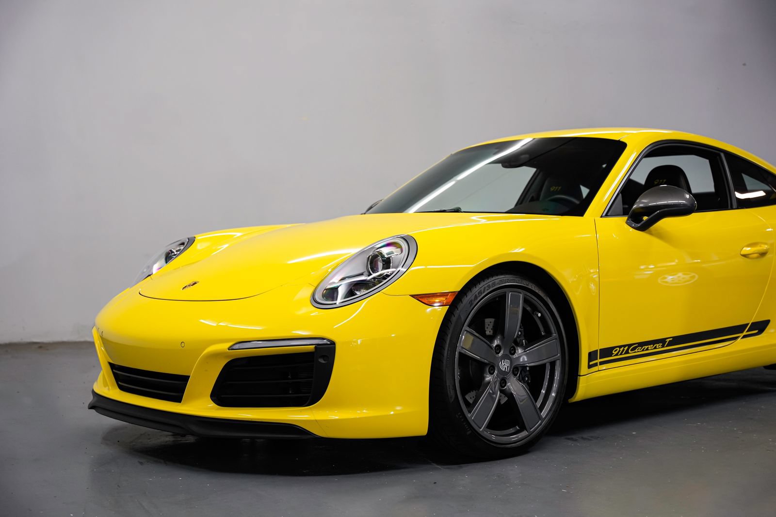 Used 2018 Porsche 911 Carrera T RWD image 31