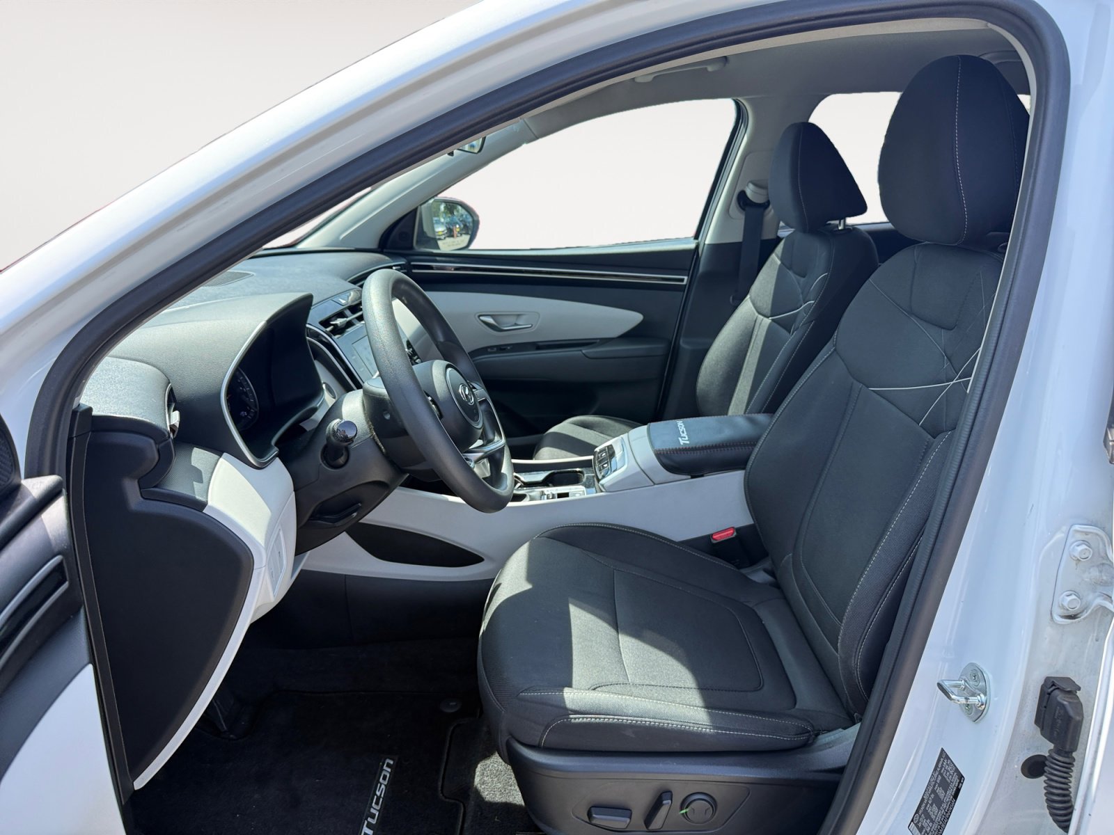 Certified 2022 Hyundai Tucson SEL FWD image 10