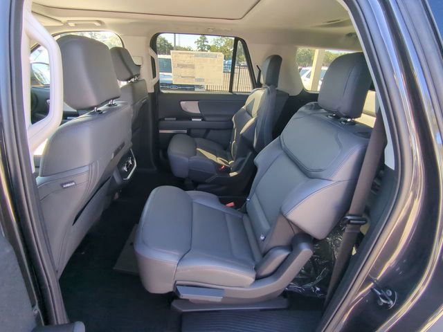 New 2025 Ford Expedition Max Active image 5