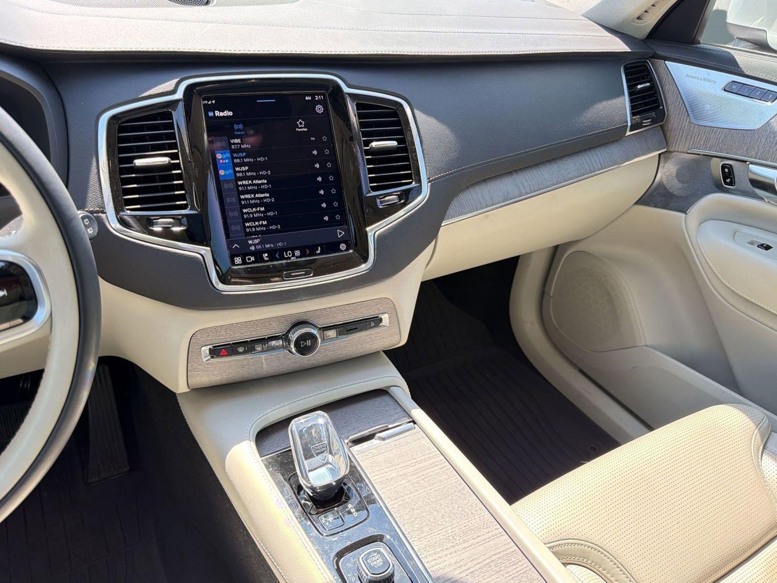 Certified 2023 Volvo XC90 B6 Ultimate w/ Lounge Package AWD/4WD image 27