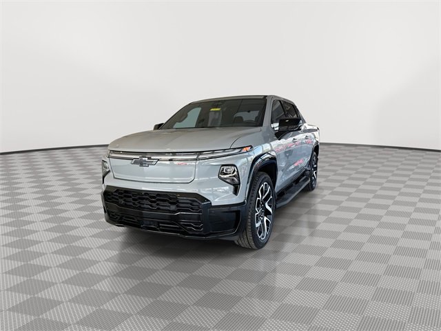 Certified 2025 Chevrolet Silverado EV RST image 5