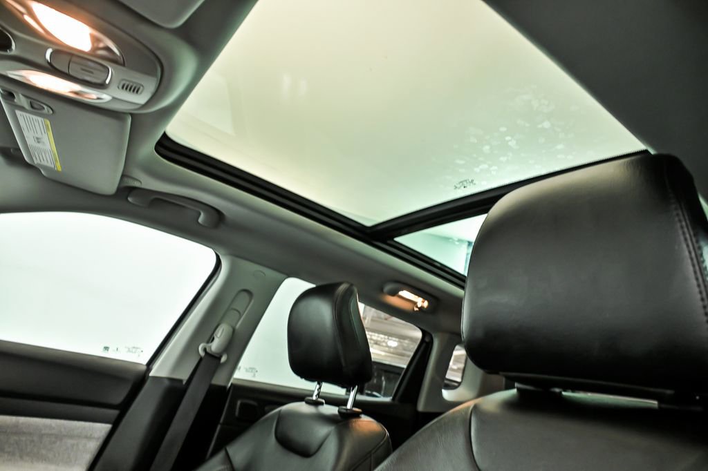 Used 2022 Jeep Compass Latitude w/ Sun and Sound Group image 15