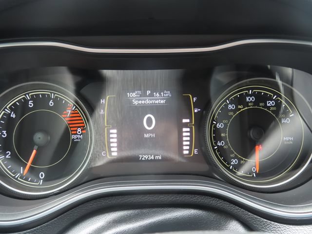 Used 2022 Jeep Cherokee Latitude w/ Comfort Safety Group AWD/4WD image 35