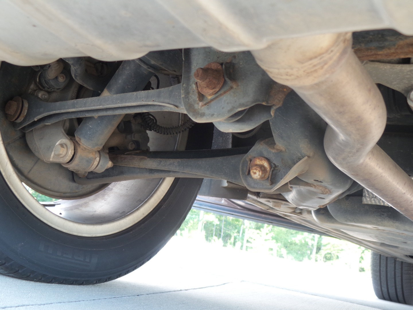 Used 2013 Volkswagen Touareg VR6 image 30